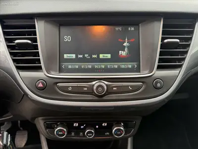 Opel Crossland 2022, слика 11
