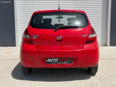 Hyundai i20 2009, слика 5