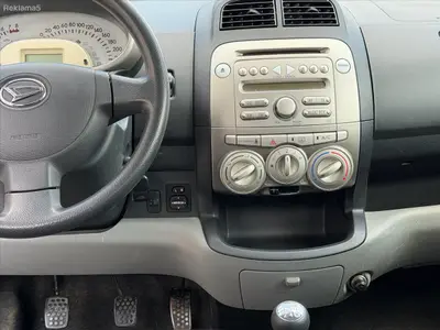 Daihatsu Sirion 2009, слика 8