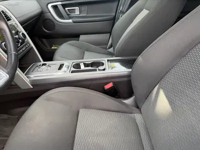 Land Rover Discovery Sport 2016, слика 8