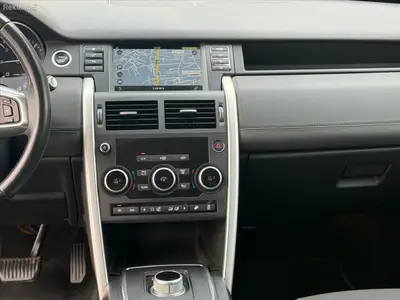 Land Rover Discovery Sport 2016, слика 10